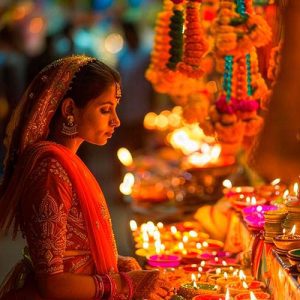EXPLORADORES: <br>INDIA
